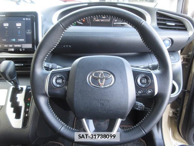 Toyota SIENTA 2020-05 7820521-11