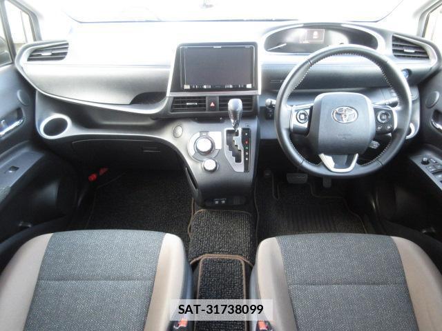 Toyota SIENTA 2020-05 7820521-2