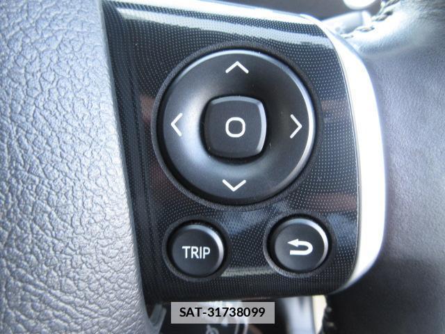 Toyota SIENTA 2020-05 7820521-7