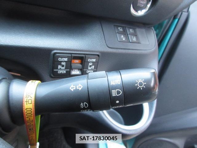 Toyota SIENTA 2020-11 7820527-11