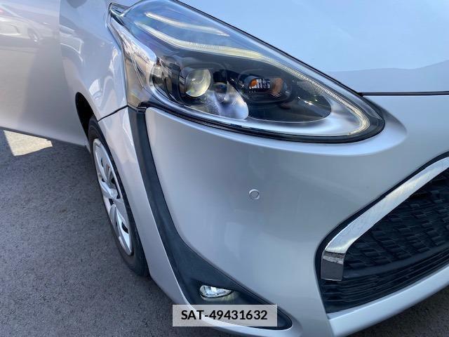 Toyota SIENTA 2019-12 7820615-11