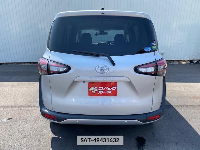 Toyota SIENTA 2019-12 7820615-6