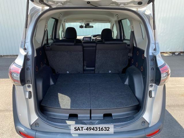 Toyota SIENTA 2019-12 7820615-7