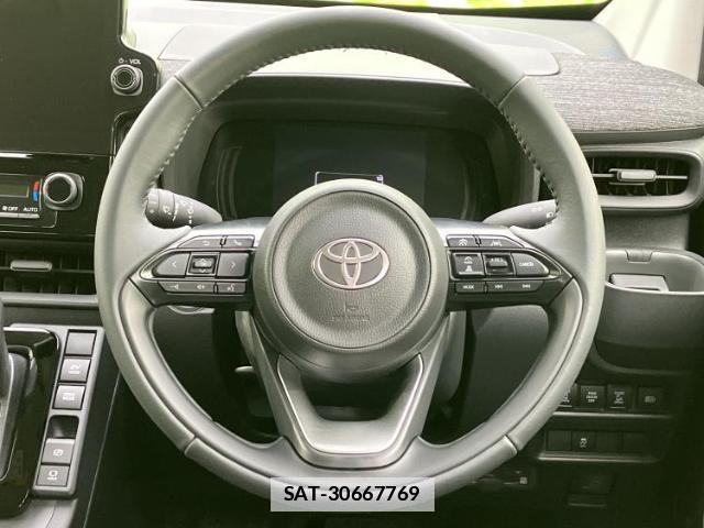 Toyota SIENTA 2026-01 7821128-15