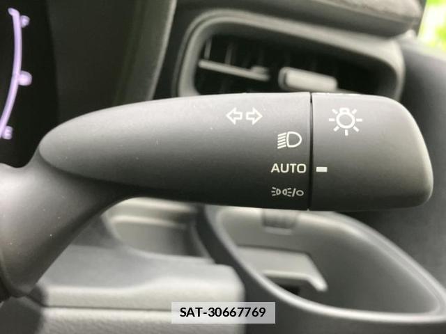 Toyota SIENTA 2026-01 7821128-16