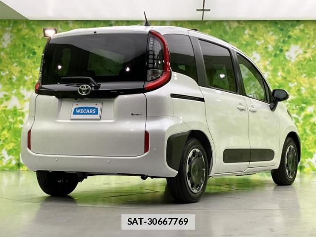 Toyota SIENTA 2026-01 7821128-2