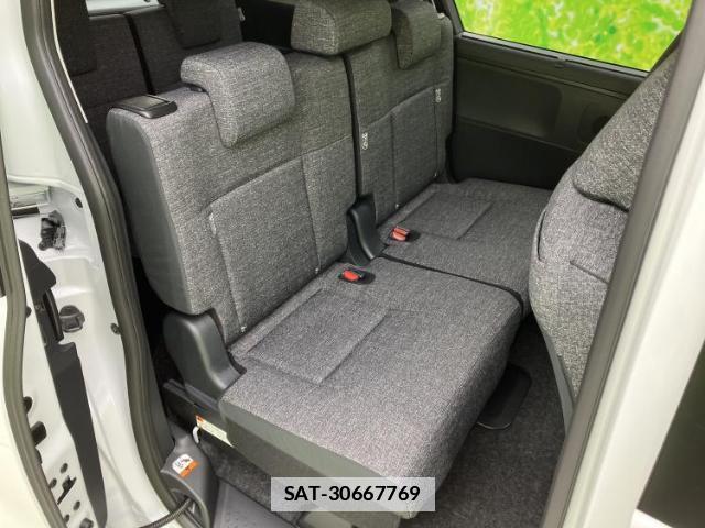 Toyota SIENTA 2026-01 7821128-4