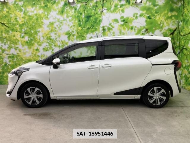 Toyota SIENTA 2018-11 7821187-1