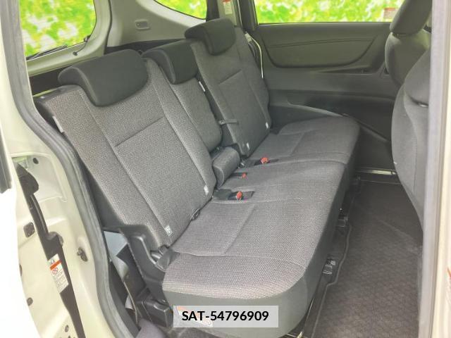 Toyota SIENTA 2021-12 7821471-4