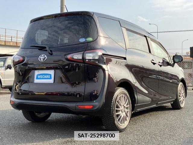 Toyota SIENTA 2018-03 7821577-2
