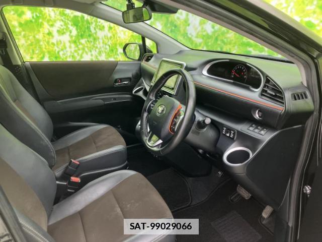 Toyota SIENTA 2021-06 7821770-4