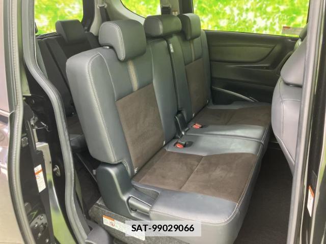 Toyota SIENTA 2021-06 7821770-6