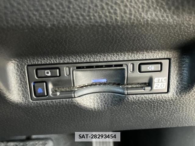 Toyota SIENTA 2023-05 7822075-17