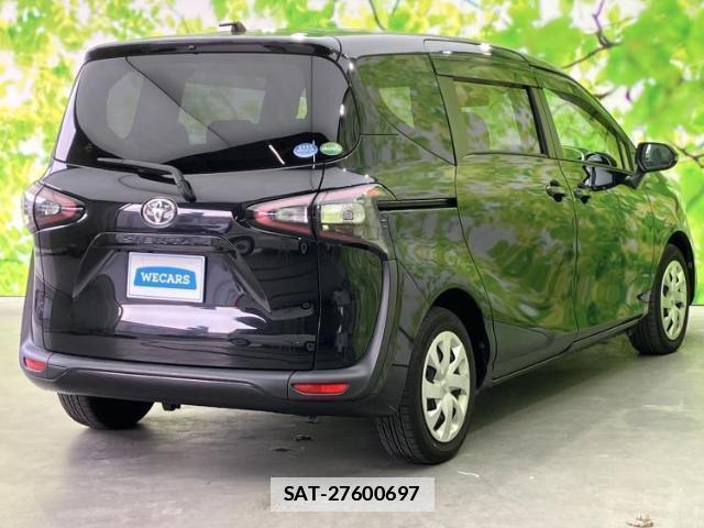 Toyota SIENTA 2015-11 7822097-2