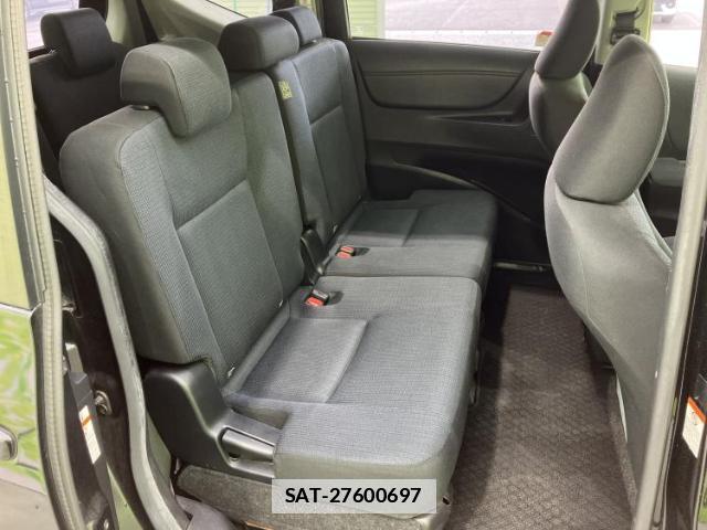 Toyota SIENTA 2015-11 7822097-4