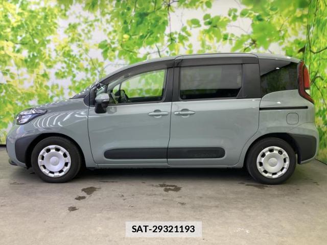 Toyota SIENTA 2023-02 7822418-1