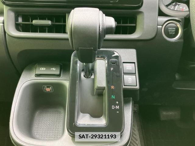 Toyota SIENTA 2023-02 7822418-17