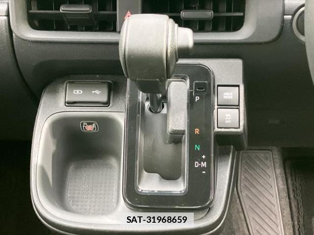 Toyota SIENTA 2023-03 7822488-17