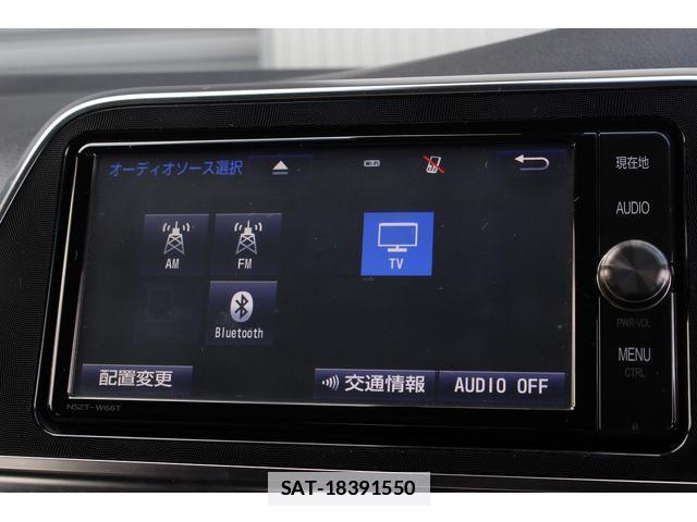 Toyota SIENTA 2016-09 7822880-12