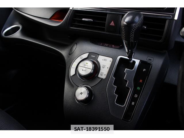 Toyota SIENTA 2016-09 7822880-14