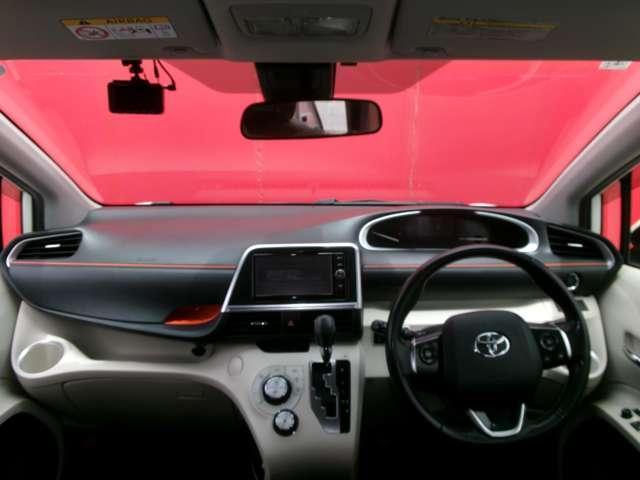 Toyota SIENTA 2017-12 7823313-13