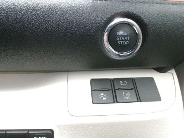 Toyota SIENTA 2017-12 7823313-14