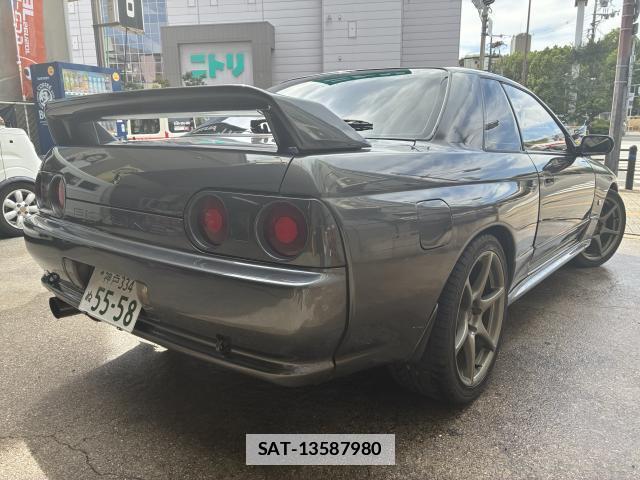 Nissan SKYLINE 1992-12 7819470-4