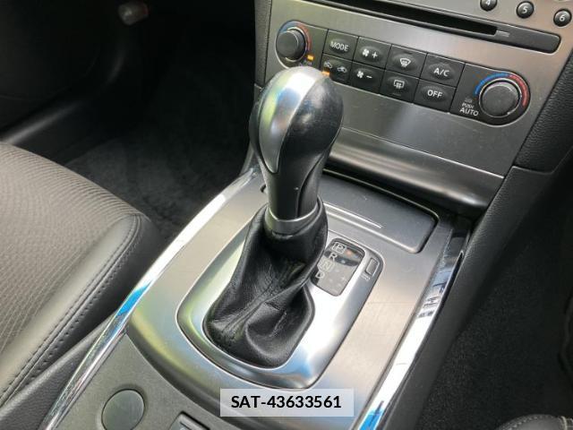 Nissan SKYLINE 2014-01 7822346-17