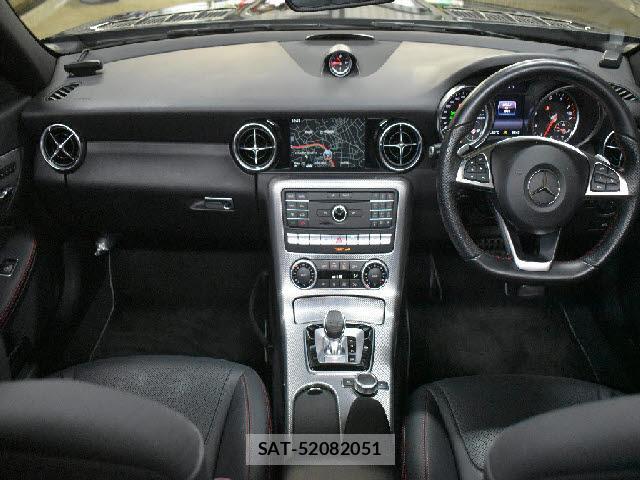 Mercedes Benz SLC 2016-06 7818627-1