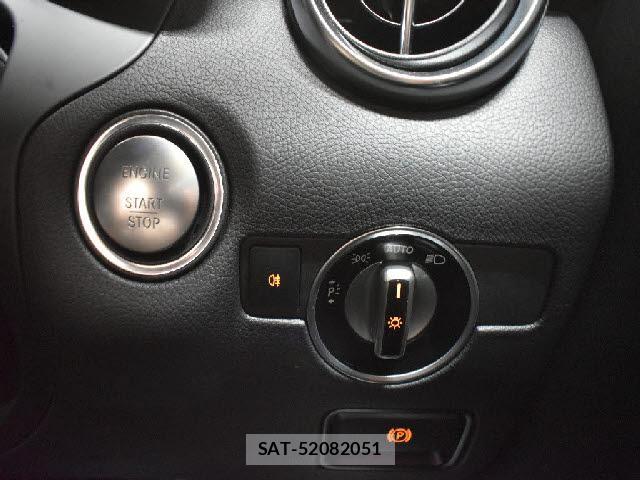 Mercedes Benz SLC 2016-06 7818627-4