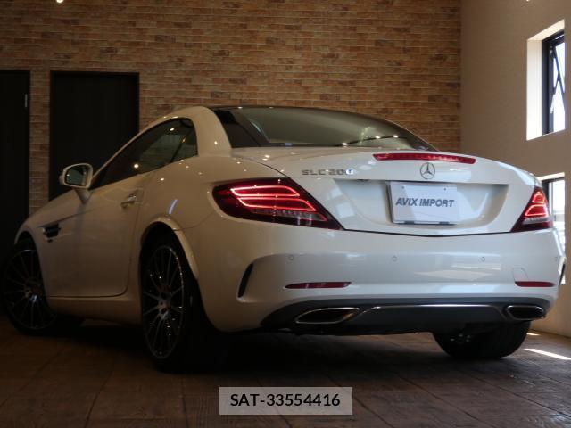 Mercedes Benz SLC 2017-02 7820221-1