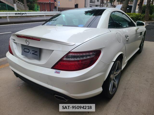 Mercedes Benz SLK 2014-09 7813678-12