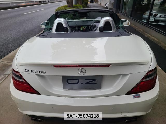 Mercedes Benz SLK 2014-09 7813678-16
