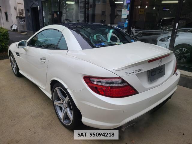 Mercedes Benz SLK 2014-09 7813678-17