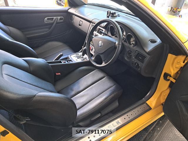 Mercedes Benz SLK 2000-12 7813683-5