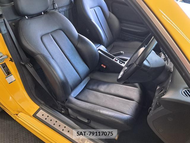 Mercedes Benz SLK 2000-12 7813683-6