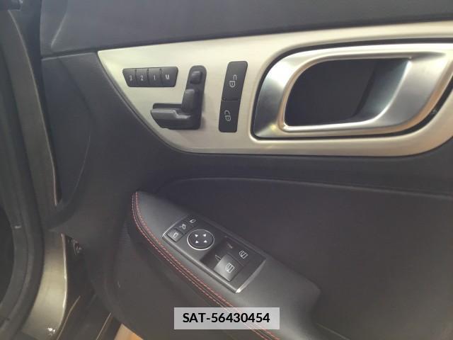 Mercedes Benz SLK 2015-06 7817849-19