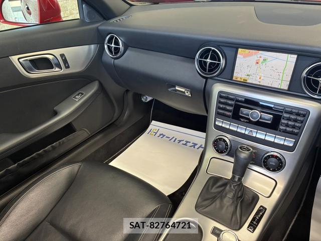 Mercedes Benz SLK 2011-10 7818930-17