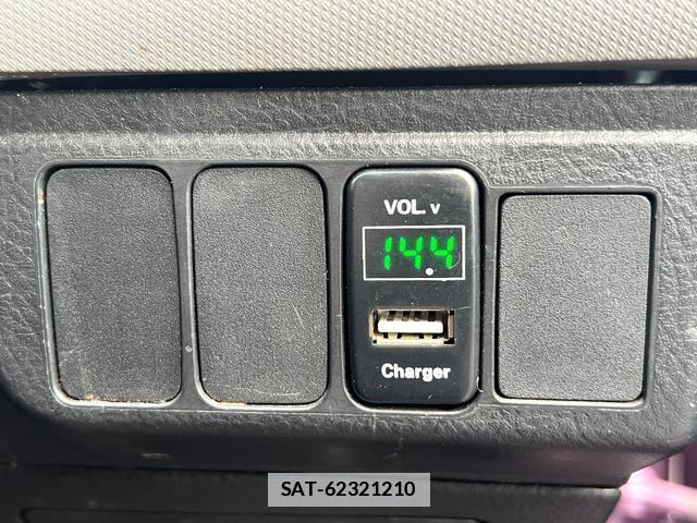 Daihatsu SONICA 2006-07 7819117-13
