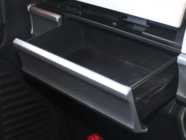 Suzuki SPACIA 2018-07 7823015-11