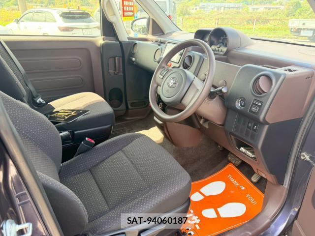 Toyota SPADE 2012-07 7812233-7