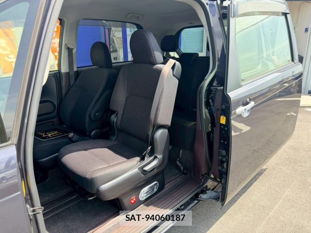 Toyota SPADE 2012-07 7812233-9