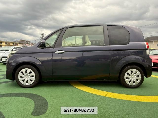 Toyota SPADE 2015-03 7812688-1