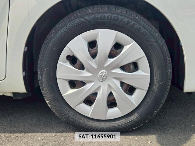 Toyota SPADE 2013-07 7815449-5