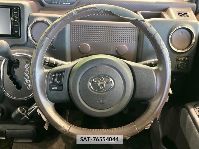 Toyota SPADE 2015-09 7818546-10