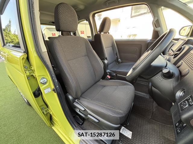 Toyota SPADE 2017-06 7819904-13