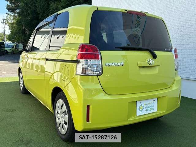 Toyota SPADE 2017-06 7819904-3