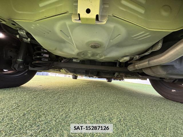 Toyota SPADE 2017-06 7819904-8