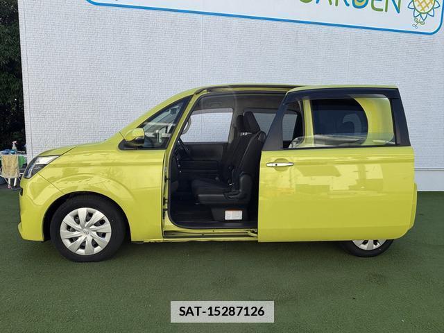 Toyota SPADE 2017-06 7819904-9