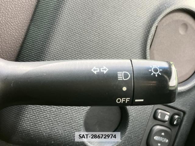 Toyota SPADE 2013-03 7821766-13